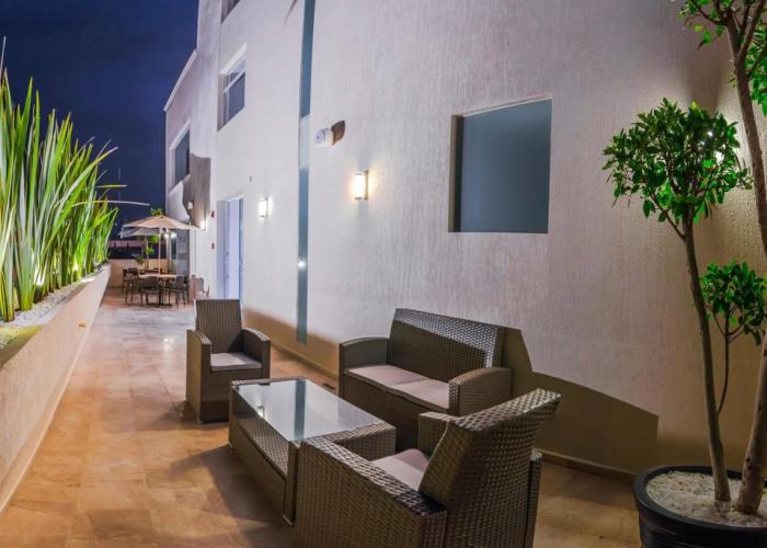 Hotel Zenith
