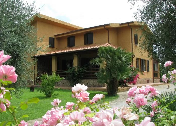 B&B Nuraghe Bianco