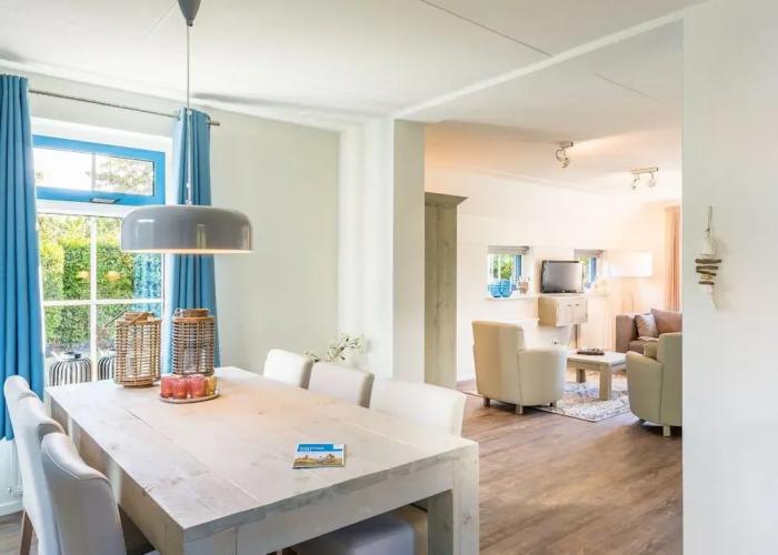 Traditional Villa With two Bathrooms on Texel Near the Sea