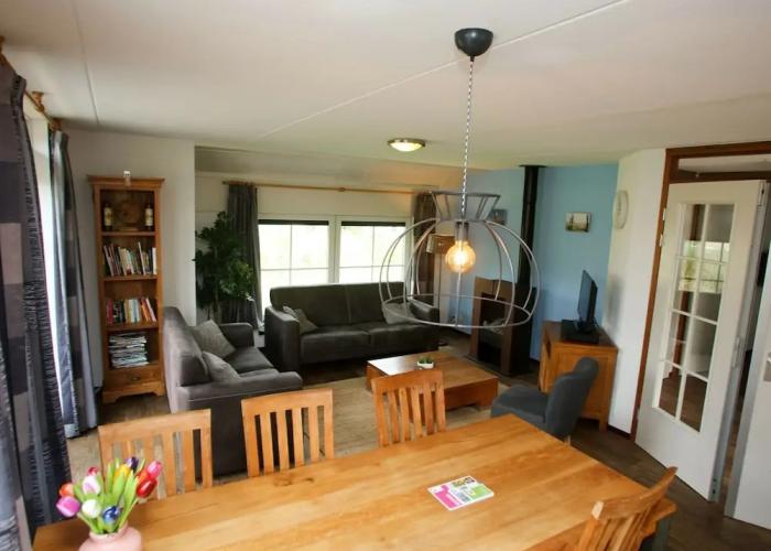Restyled Country House With Dishwasher, on Texel Near the Sea