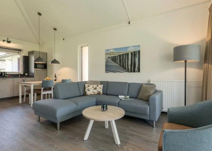 Restyled Single Storey Bungalow, Near the Sea on Texel