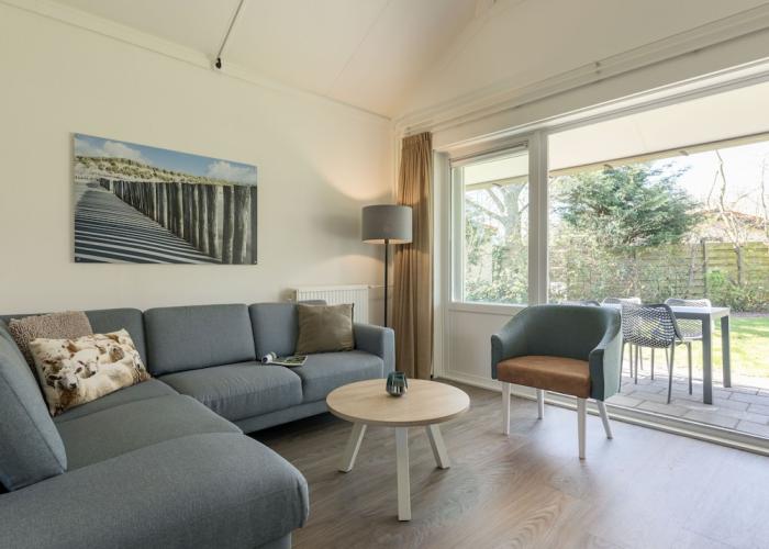 Restyled Single Storey Bungalow, Near the Sea on Texel