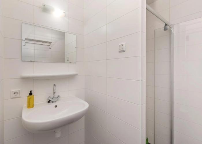 Luxury Chalet With two Bathrooms, Near the sSa on Texel