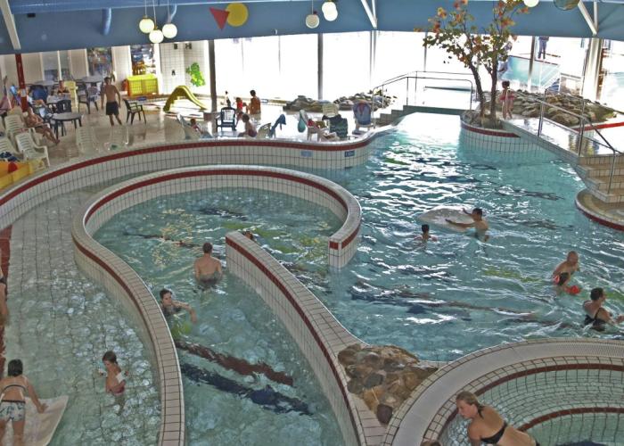 Cozy Holiday Home in De Koog With Swimming Pool