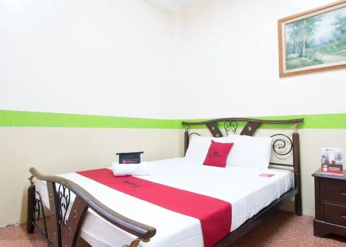 RedDoorz @ Praferosa Resort Hotel Calamba