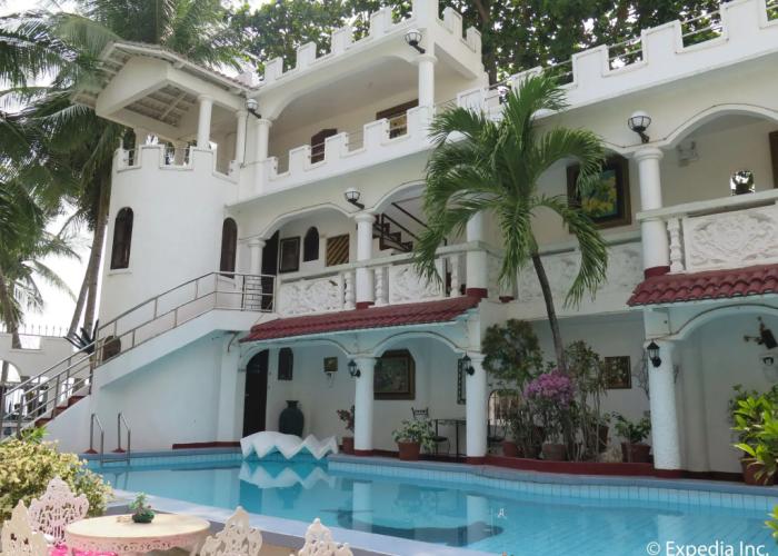 White Castle Resort & Hotel