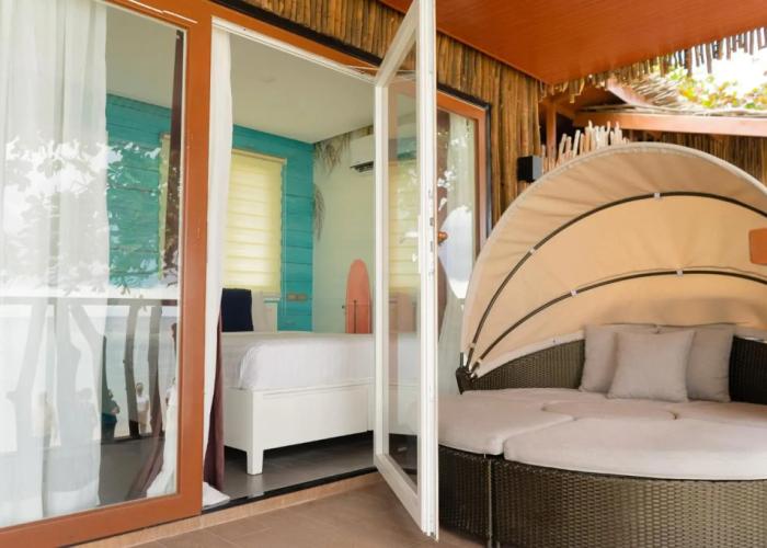 Crusoe Cabins Casobe