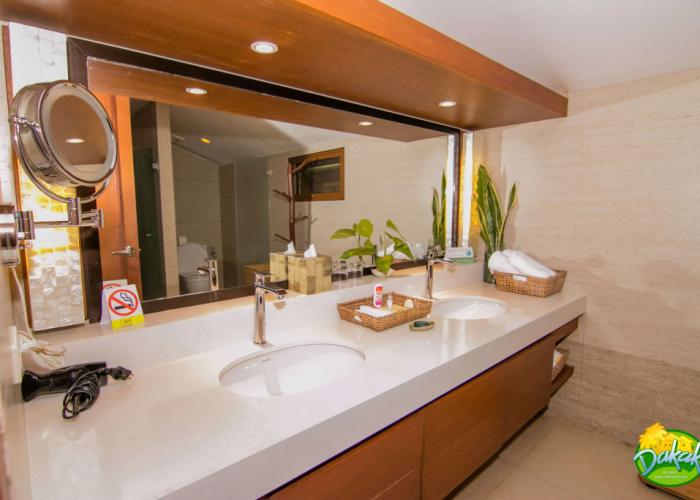 Dakak Park And Beach Resort Hotel