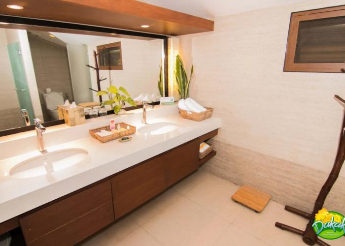 Dakak Park And Beach Resort Hotel