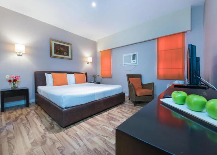 Court Meridian Hotel and Suites