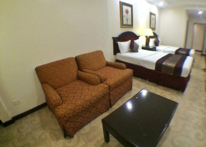 Cindy Kelly Hotel