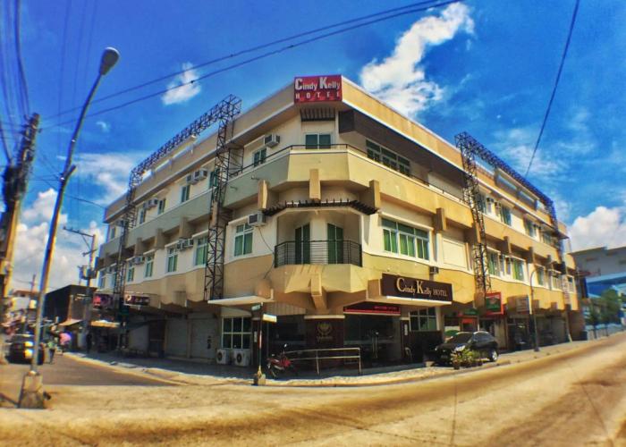 Cindy Kelly Hotel