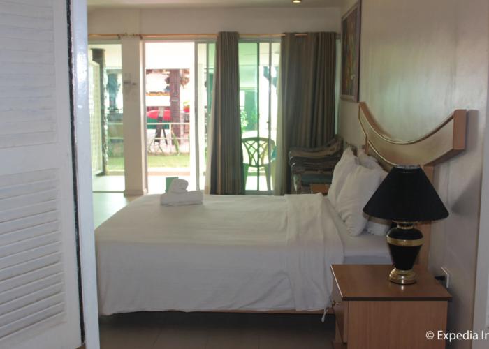 Wild Orchid Beach Resort