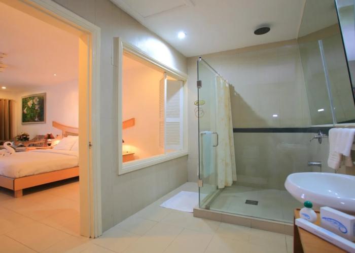 Wild Orchid Beach Resort