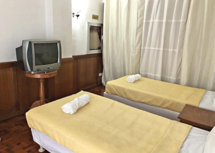 Ang Tahanan ni Aling Meding Hotel