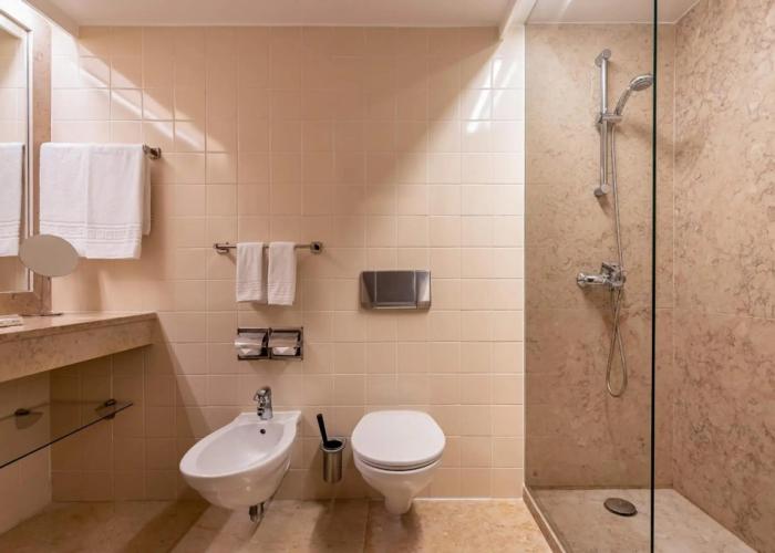 Carcavelos Beach Hotel