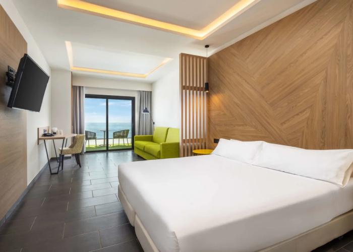 Occidental Roca Negra – Adults Only