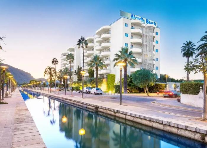 Alcudia Beach Apartments