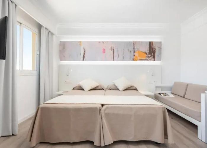 Alcudia Beach Apartments