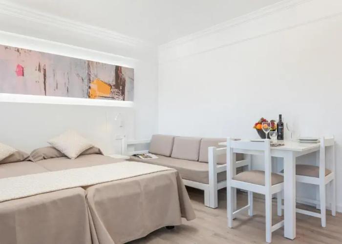 Alcudia Beach Apartments
