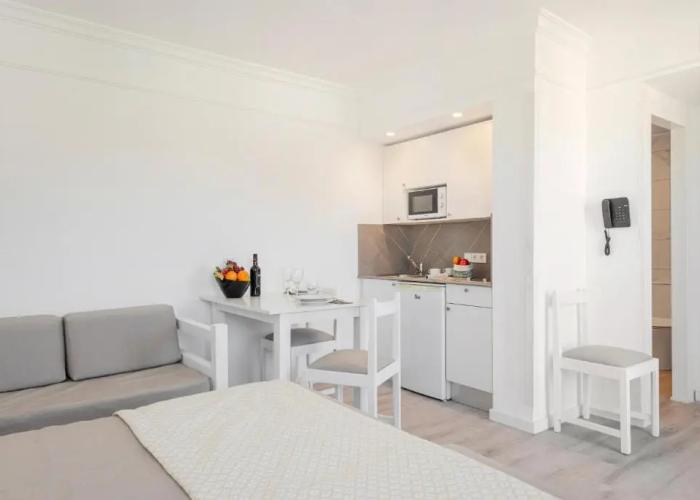 Alcudia Beach Apartments