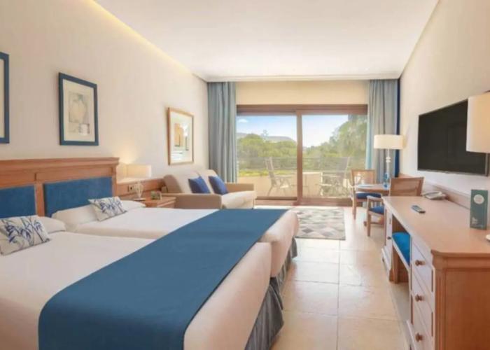 SH Villa Gadea Hotel