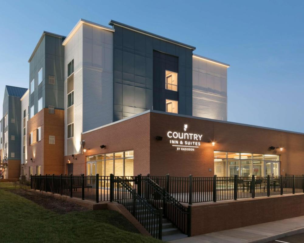 Country Inn & Suites by Radisson, Charlottesville-UVA, VA