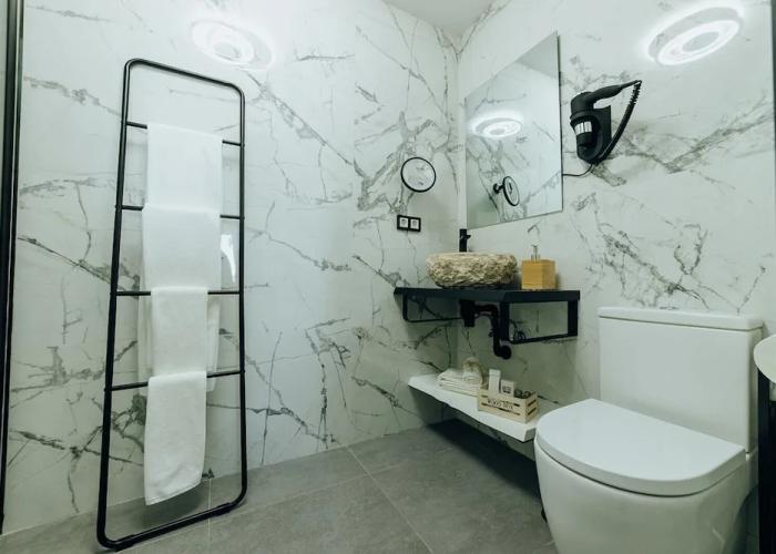 Hostal Luxury Nit I Dia