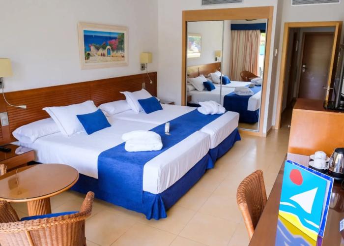 Hotel Playamarina