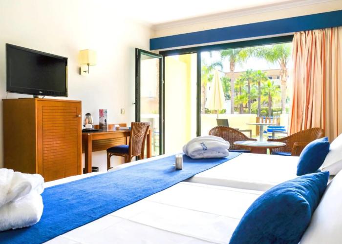 Hotel Playamarina