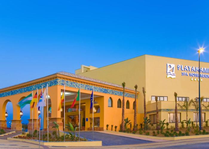 Apartamentos Playamarina