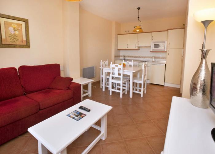 Apartamentos Leo Canela