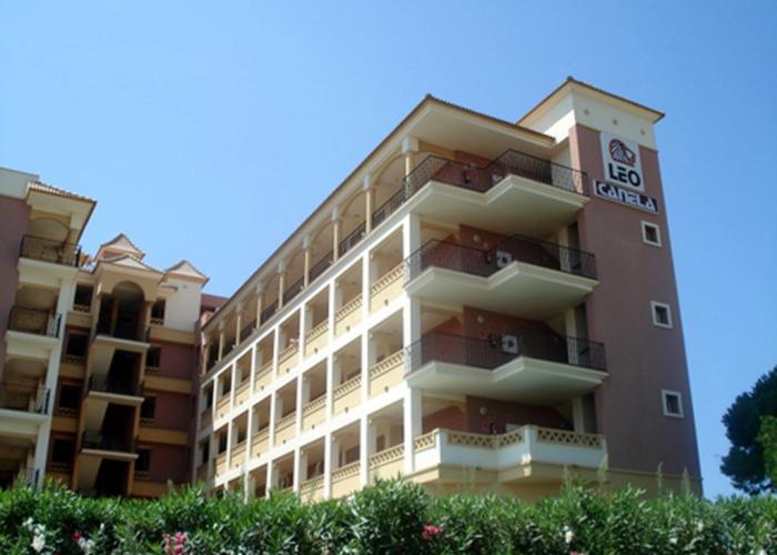 Apartamentos Leo Canela