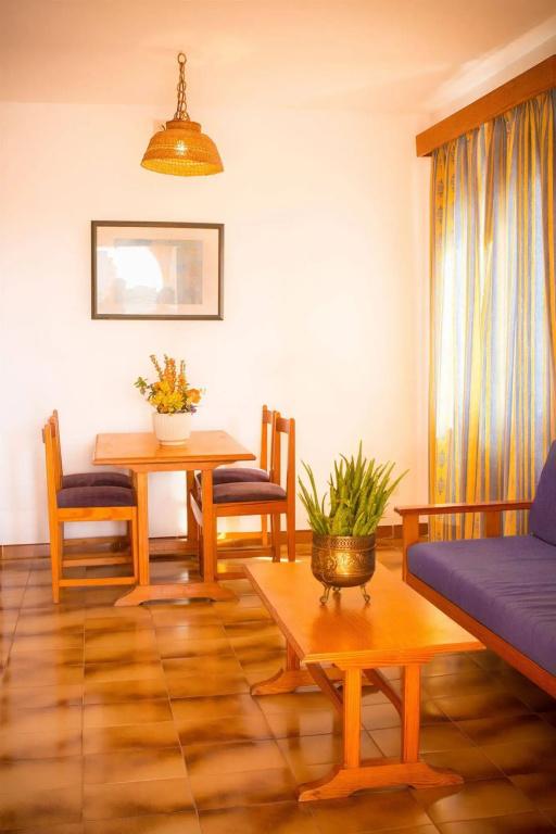 фото Apartamentos Monac Beach