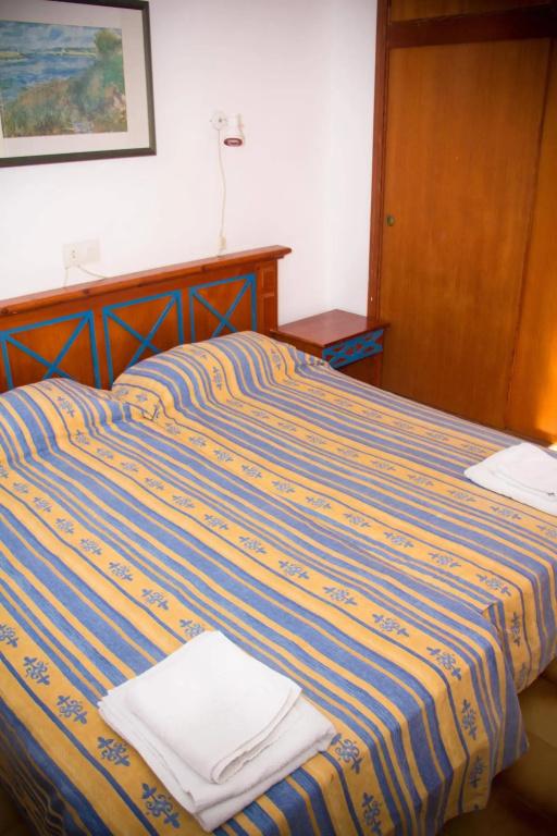 фото Apartamentos Monac Beach