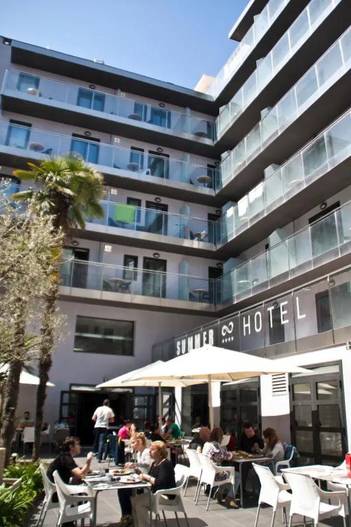 фото Summer Hotel