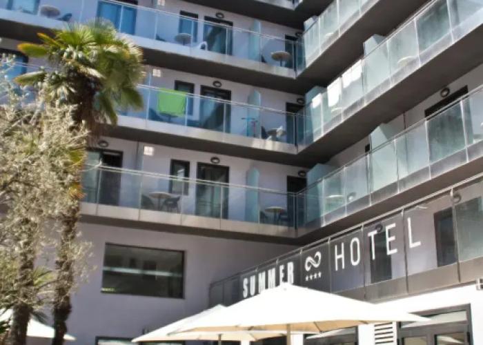 Summer Hotel