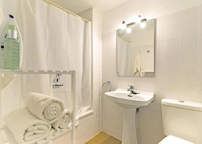 Apartamentos Cala Blanca