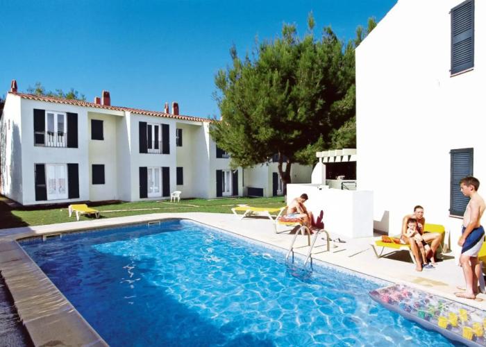 Apartamentos Cala Blanca