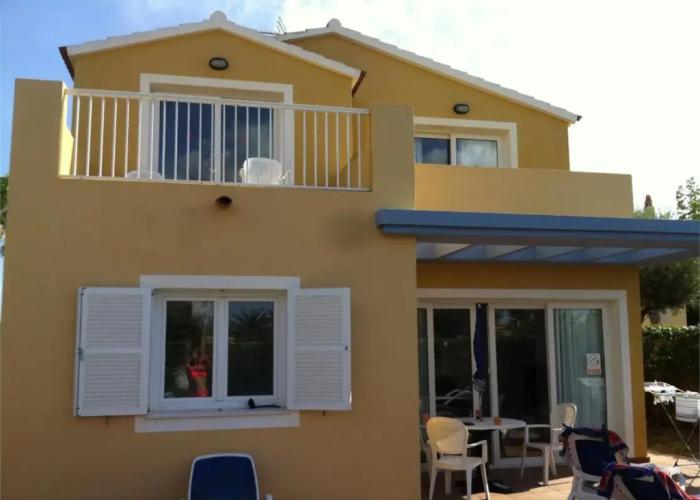 Villas Amarillas