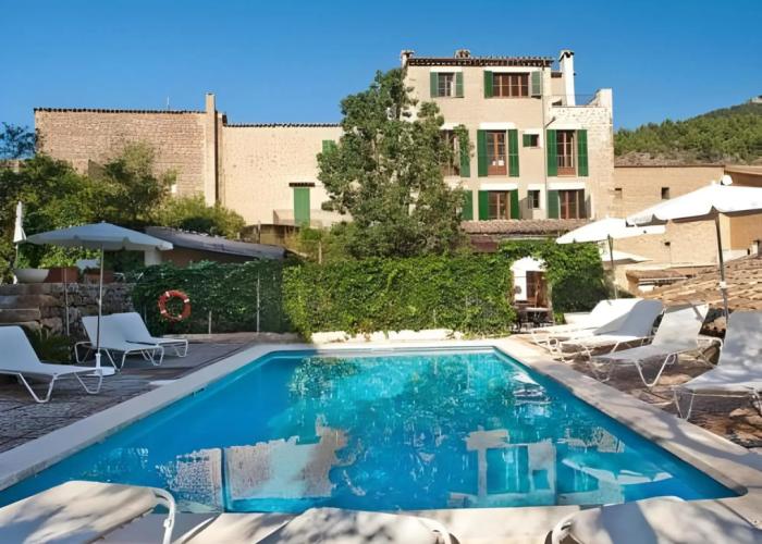 Hotel y Apartamentos DES PUIG
