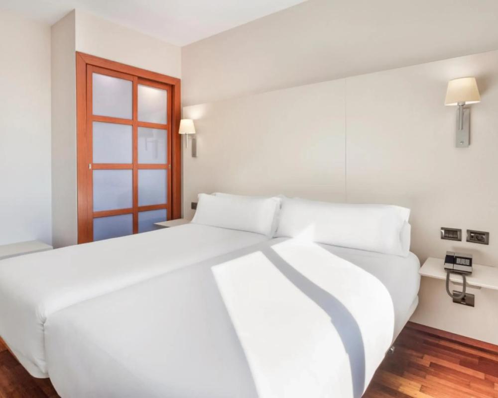 фото B&B Hotel Elche