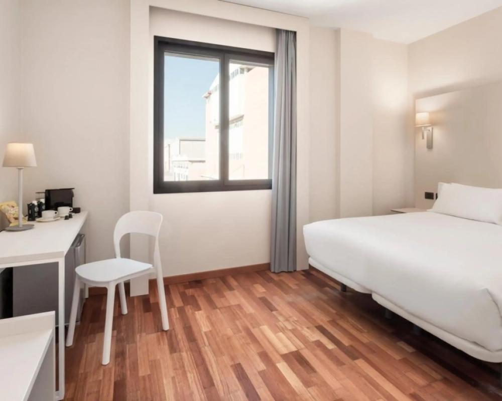 фото B&B Hotel Elche