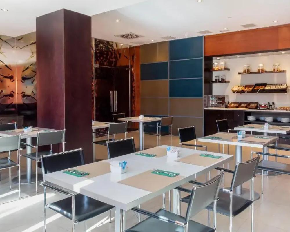 фото B&B Hotel Elche