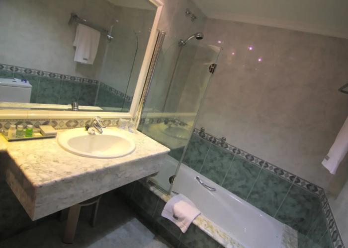 Hotel Almirante