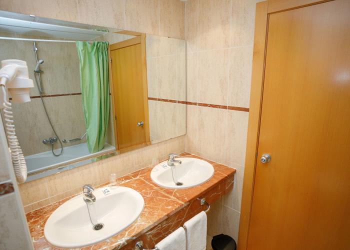 Hotel Tres Anclas