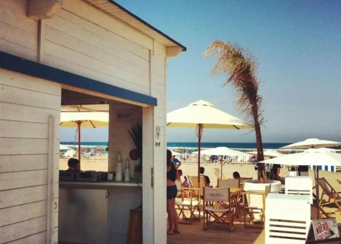 Hugo Beach Hotel