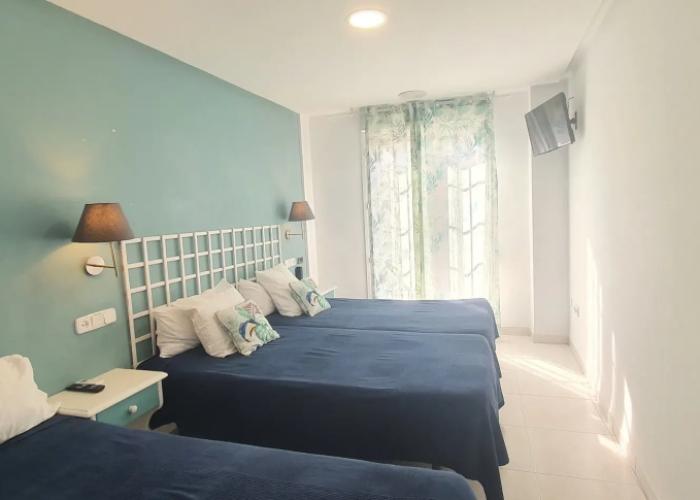 Hugo Beach Hotel