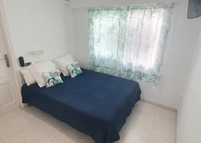 Hugo Beach Hotel