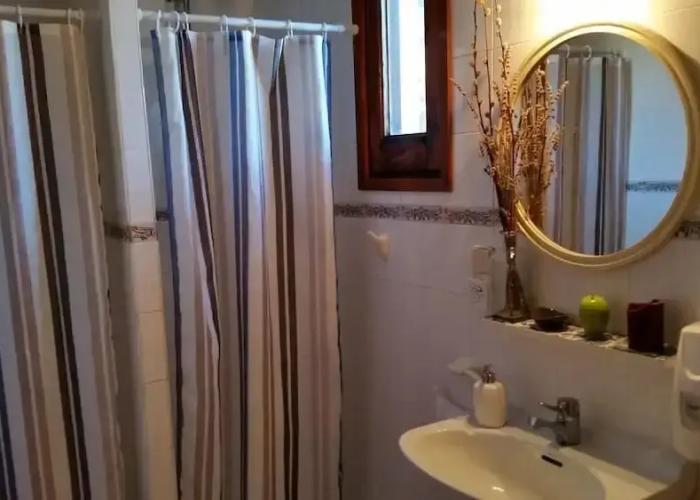 Hostal Xalet Refugi Pere Carné - Hostel